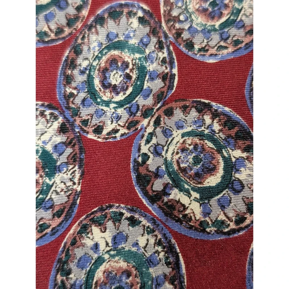 Huntington Necktie OS‎ Burgundy Medallion Silk Classic 4W 58L Stained Glass Tie